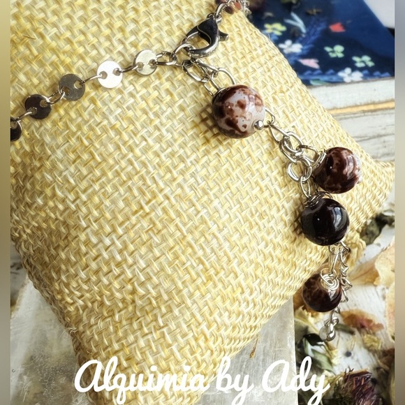 Brown Agate charms adorned bracelet/joy and protection - Picture 2 of 7